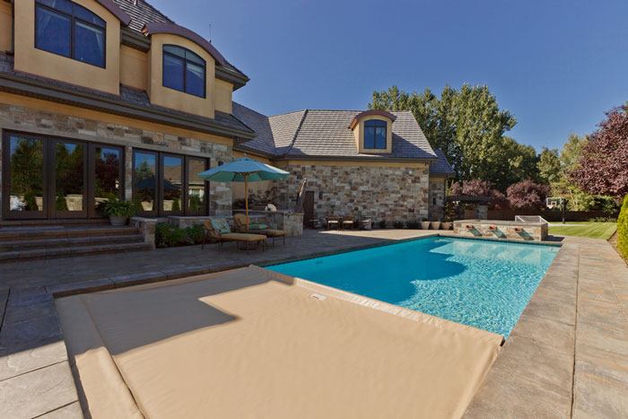 Coverstar pool
